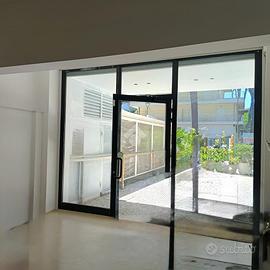 NEGOZIO A CERVIA