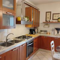 Cucina luce legno