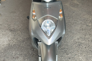 Scooter Honda dylan 125