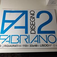 Fabriano F2 33 x 48 cm Riquadrati 17 Fogli