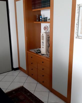 Mobile in legno soggiorno