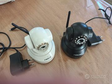 N. 2 telecamere WIFI Foscam FI8918W