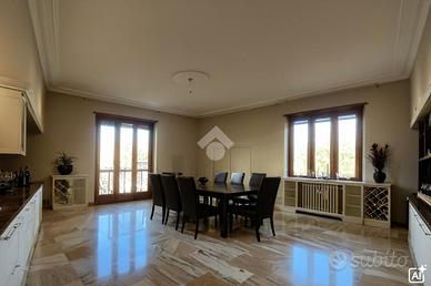 4 LOCALI A GRUGLIASCO