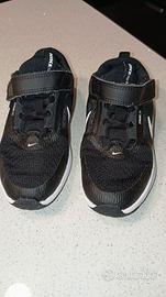 sneakers nike bimbo taglia 29