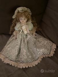 Bambola porcellana