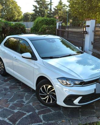 Volkswagen Polo 1.0 TSI Life – 95 CV – Pure White