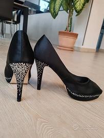 Scarpe decolletè nere con tacco a spillo 38