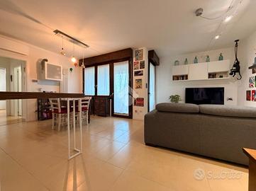 2 LOCALI A CASTEL MAGGIORE