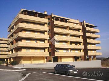 2 LOCALI A ROMA