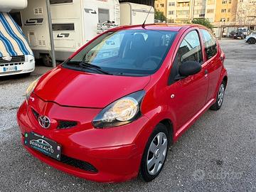 Toyota Aygo 1.0 68CV 12 MESI GARANZIA