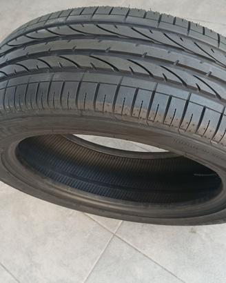 Gomme auto 215/55 R18 V99