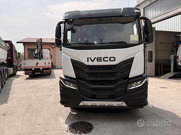 Iveco X-WAY 350X54 Y/PS