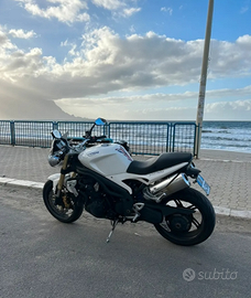 Triumph Speed triple 1050 - 2007