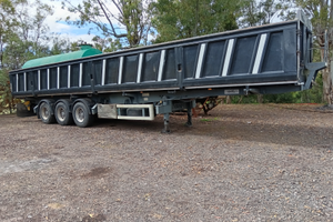 Semi rimorchio adamoli