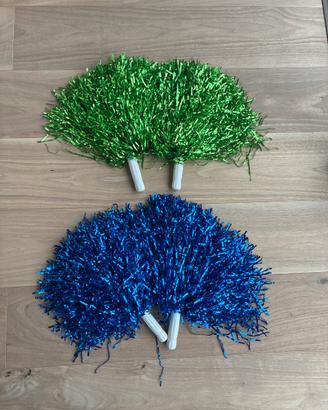 pon pon cheerleader