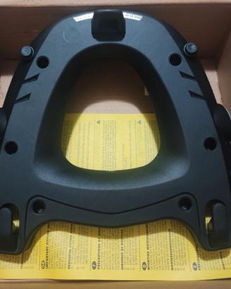 Supporto per bauletto moto GIVI