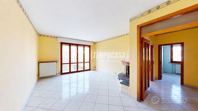 Quadrilocale di 110 MQ con balcone e soffitta