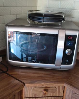 microonde Whirlpool con crisp