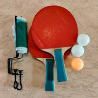 Racchette da ping pong con rete e palline 