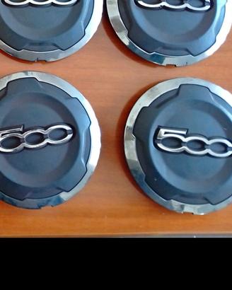 4 coprimozzo fiat 500L tutto 18 euro 