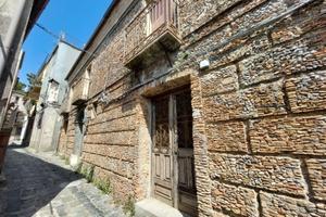 Edificio nel centro storico di Tiriolo