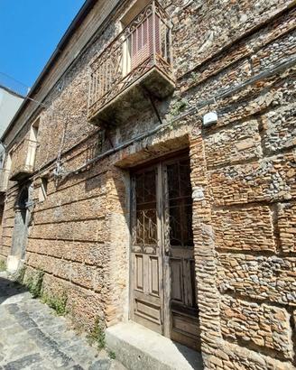 Edificio nel centro storico di Tiriolo