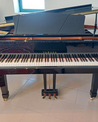 Pianoforte a coda YAMAHA C1
