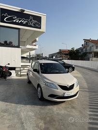 Lancia Ypsilon 1.2 69 CV 5 porte GPL Ecochic Gold