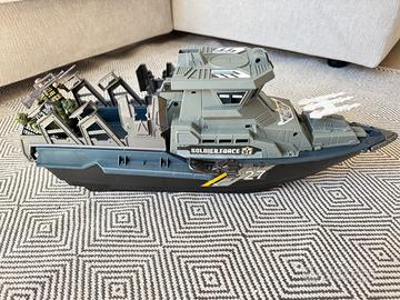 Motonave Militare Soldier Force - Playset Gigante