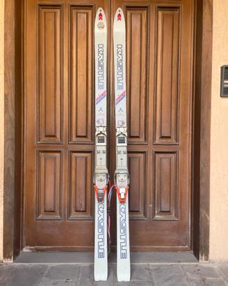 Sci Alpinismo KASTLE con attacchi.