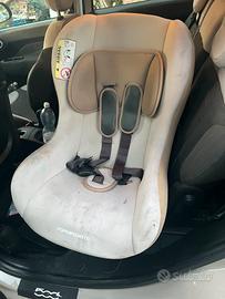 Seggiolino auto