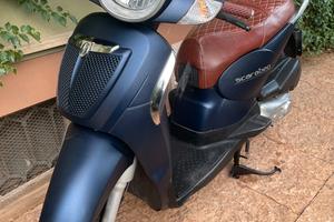 Scarabeo 200