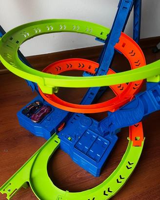 HotWheels Ciclone Tornado Multicolor Circuito