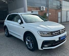 Volkswagen Tiguan 2.0 TDI SCR 4MOTION R-LINE