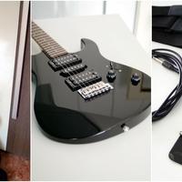 Chitarra elettrica Yamaha ERG121 nera e accessori