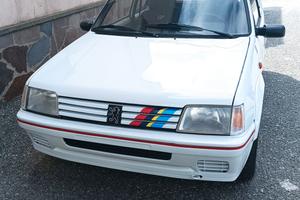 PEUGEOT 205 RALLYE