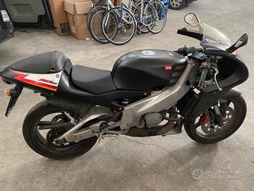 Aprilia rs125 anno 2002 da passaggio