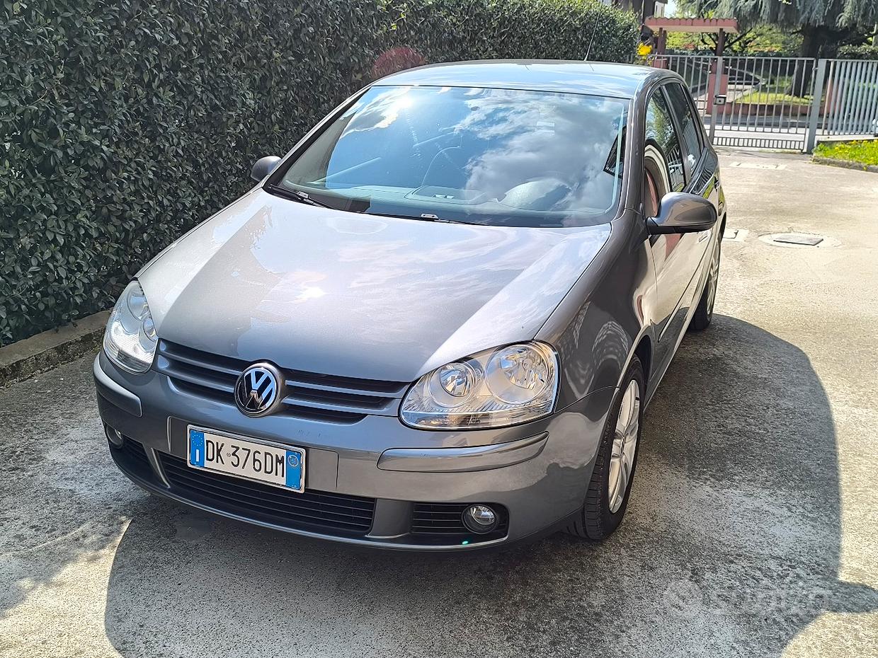 VOLKSWAGEN Golf 5ª serie