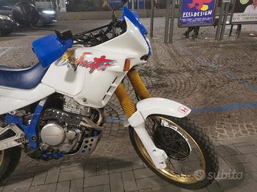 Honda NX 650 Dominator - 1992