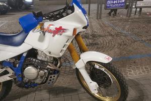 Honda NX 650 Dominator - 1992