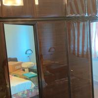 Armadio con specchiera