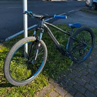 Rockrider st500 (wheelie bike)+pezzi originali