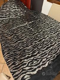 Tessuto di paillettes