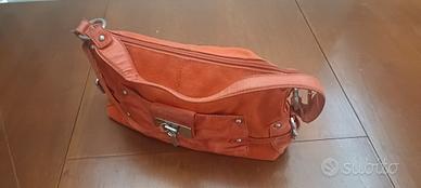 borsa Sisley arancio in cotone e pelle.