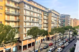 3 LOCALI A FIRENZE