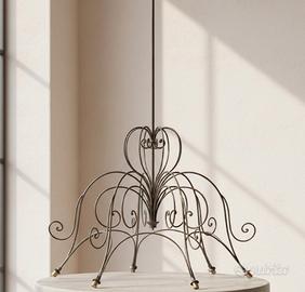 Lampadario in ferro battuto 