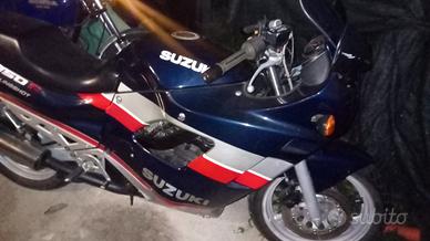 Suzuki GSX 750 - 1989
