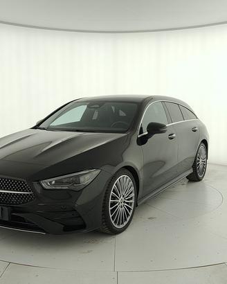 MERCEDES-BENZ CLA Shooting Brake 200 d AMG Line Ad