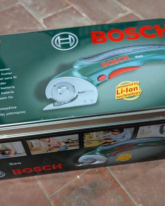Bosch Xeo – Cutter universale a batteria Li-Ion
