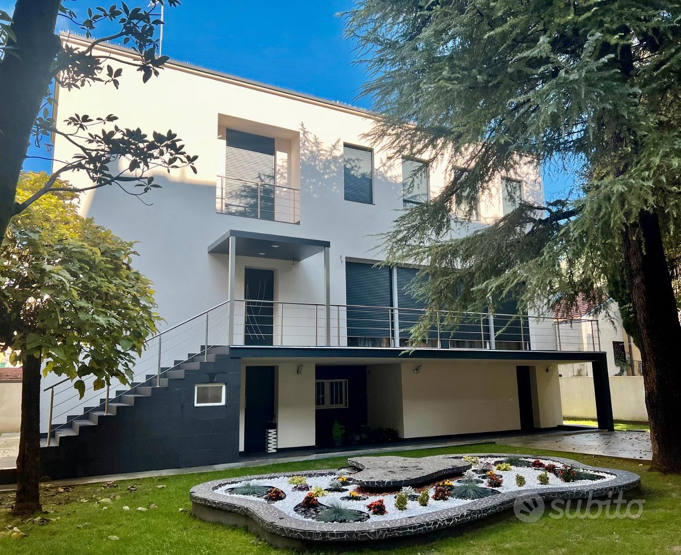 Villa/Casa - View 4